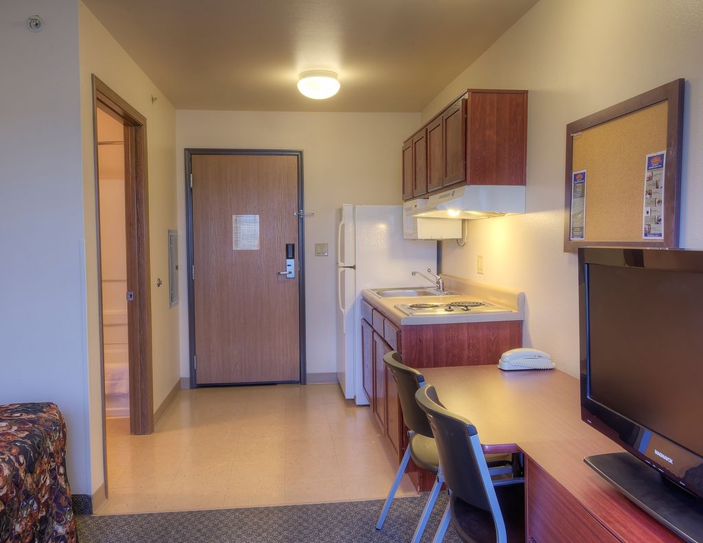 Woodspring Suites Topeka Habitación foto