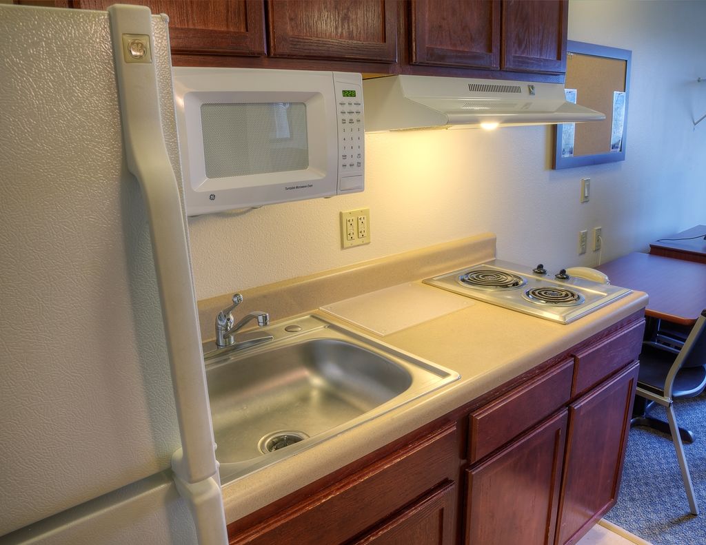 Woodspring Suites Topeka Habitación foto